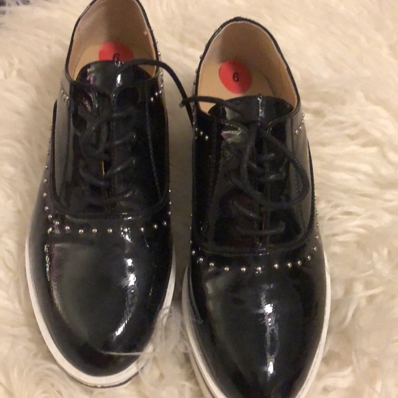 Madden girl platform black patent leather white platform size 6 never worn - Picture 2 of 4